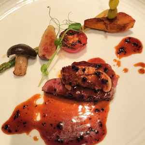 お肉料理が特に美味しい♪