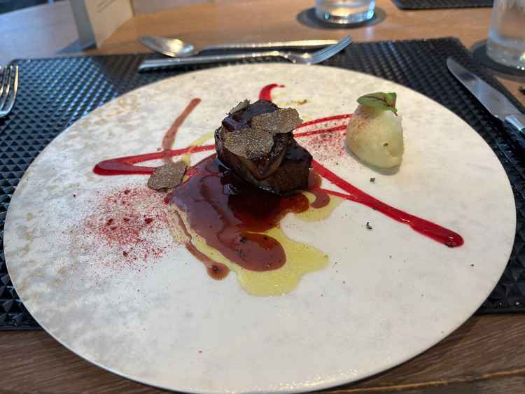 お料理（デザートにモンブランもございました）