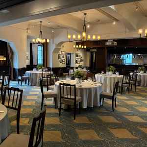 披露宴会場2つ目。オープンキッチンがありました。