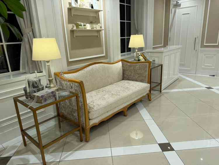 披露宴会場の前の部屋。