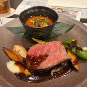 試食でいただいたメイン料理です。このほかにも前菜とデザートまでいただいて、とてもおいしく大満足でした