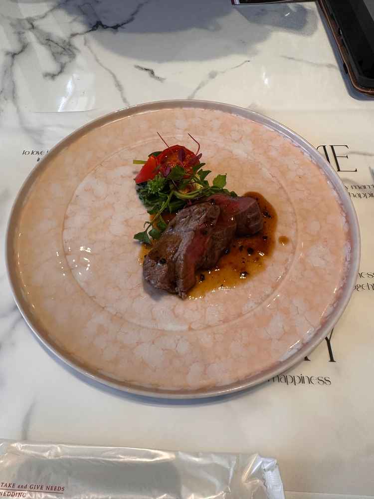 試食させていただいた料理です。一品のみのため全体の雰囲気はイメージしにくいが、味の良さは確認できた。