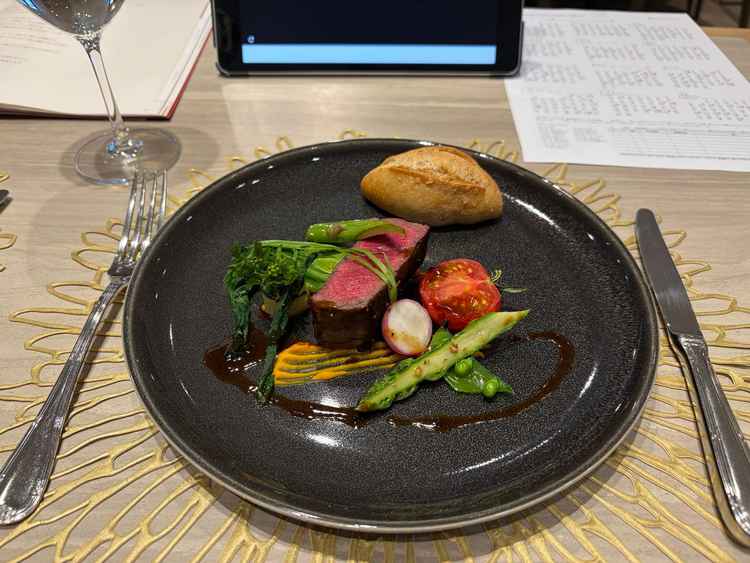 試食の写真です。素材の味を楽しみことができ、とても美味しくいただきました。