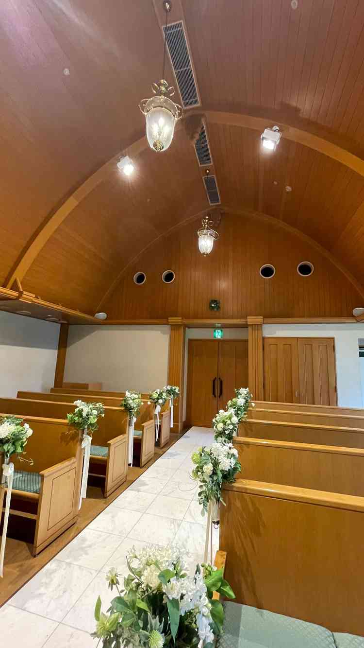 チャペルの入り口。ナチュラルな雰囲気が安心感ありました。