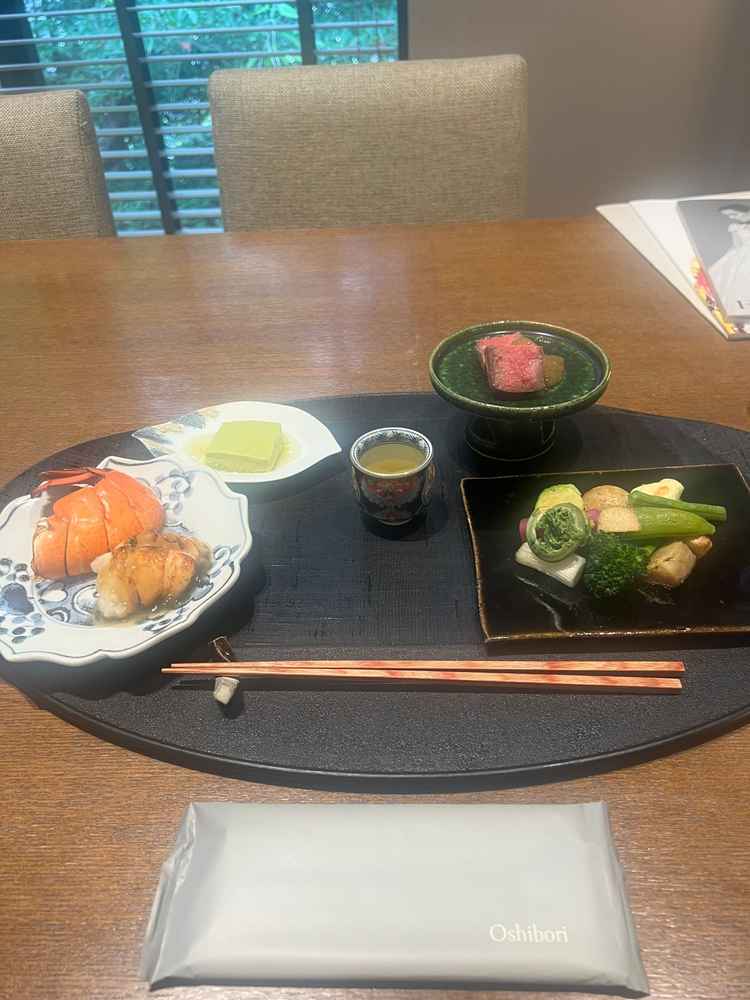 出汁を使ったコース料理の試食