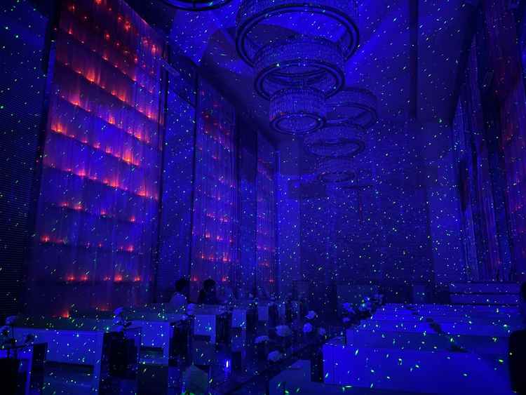 挙式会場 星空ライトアップ