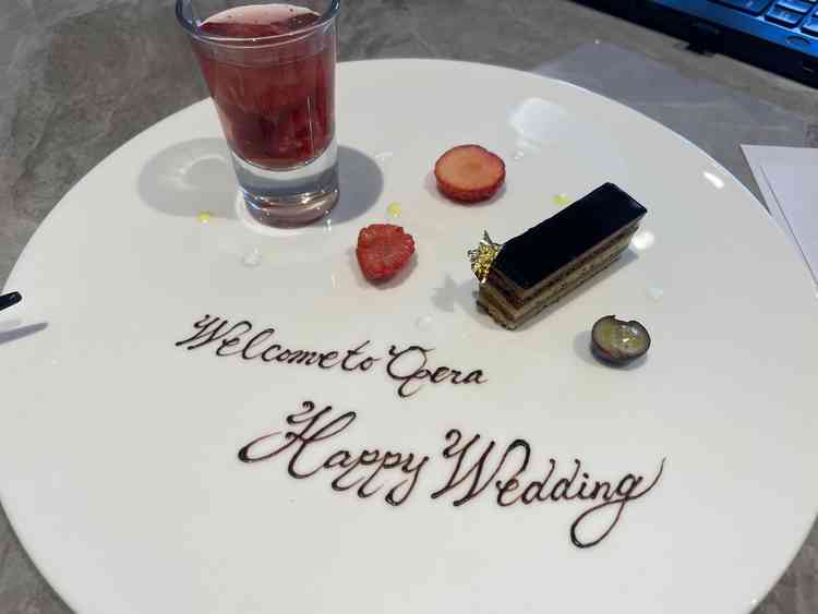 お料理がとてもおいしく、デコレーションもとてもかわいかったです。