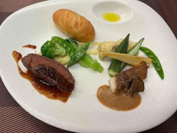 試食会のメイン料理。特に野菜がいきいきしていてとても美味しくいただきました。