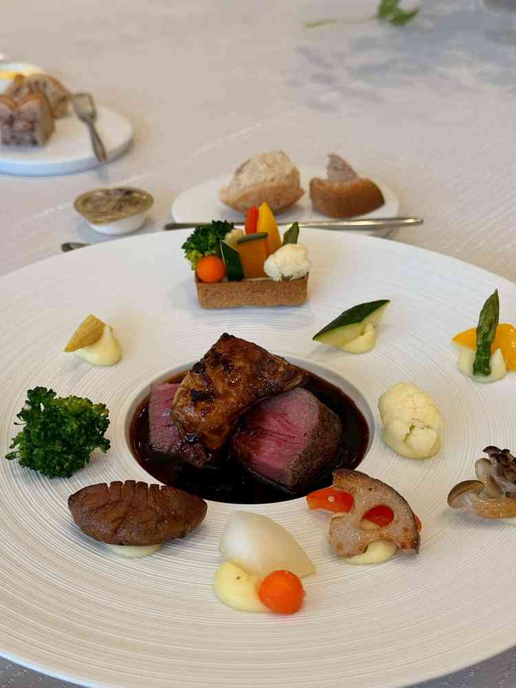 ミニコースをいただきましたが、どのメニューも本当に美味しかったです。絶品です。