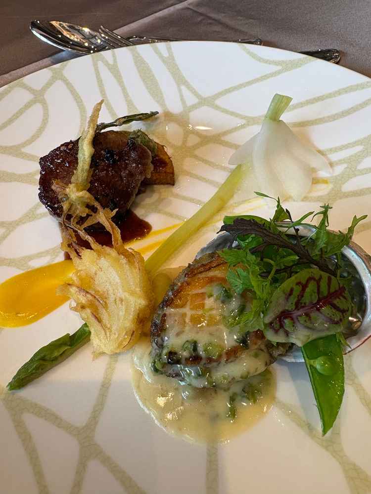 試食をさせてもらいました！お肉とお魚どちらの料理も美味しくて満足です！