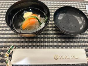 試食はこちらの汁物のお出汁が上品な味わいで特に印象に残っています。
