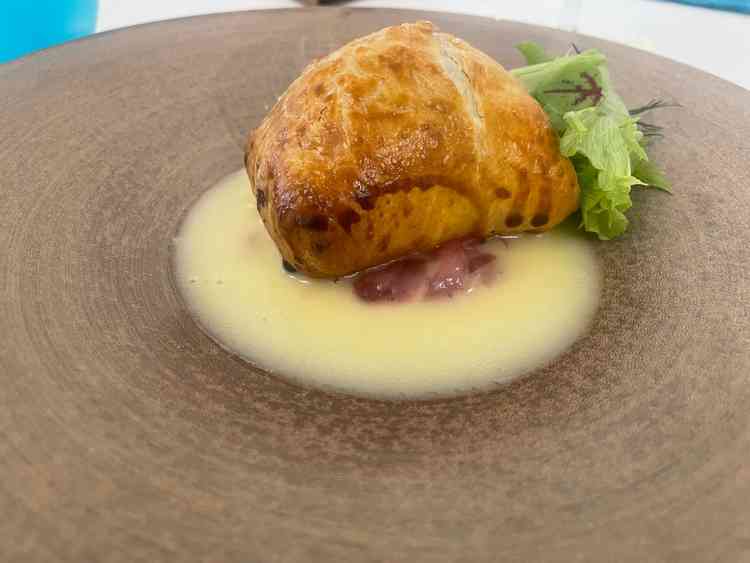 料理が温かい状態で出てくるという説明がありました