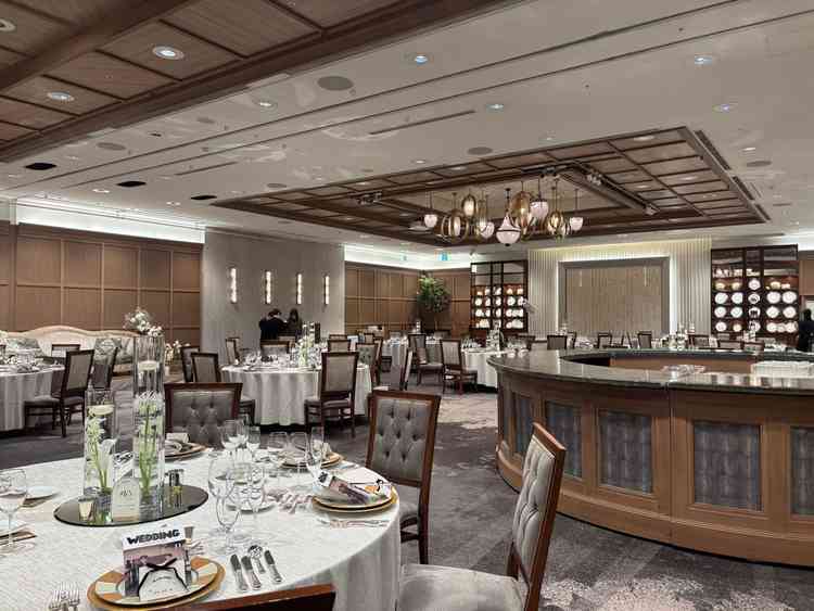 式直前のコーディネートを見せてもらい、とてもおしゃれで、自分の好みにカスタマイズできそうだと思った