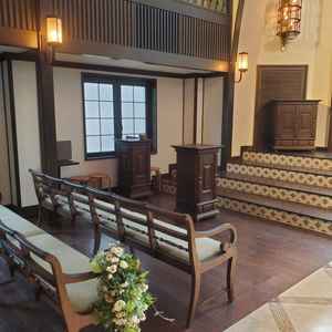 チャペルのゲスト席