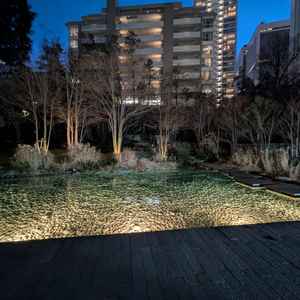 夜のテラスはライトアップされており、雰囲気が良かったです。