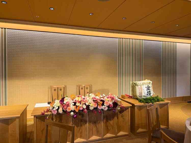 記念館の会場。鏡開きもできます。