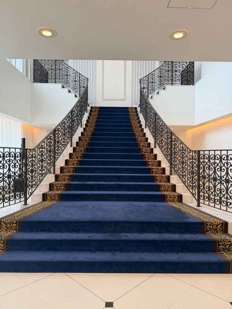 フラワーシャワー、ブーケトスができるスペース