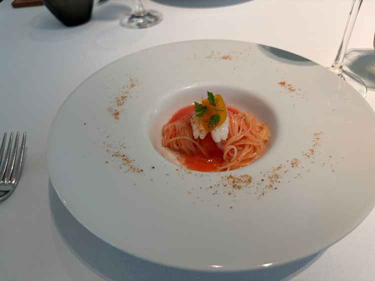 前菜。苦手なものがあったのですが、事前に知らせていたので代替メニューもとてもおいしかったです。