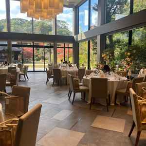 母屋の横にある披露宴会場です。