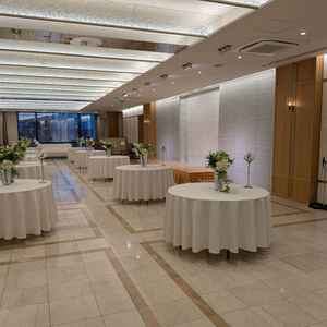 ３Fの披露宴会場です。明るくカジュアルな雰囲気でした。