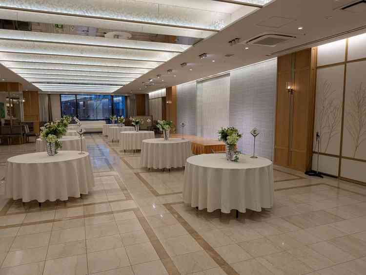 ３Fの披露宴会場です。明るくカジュアルな雰囲気でした。