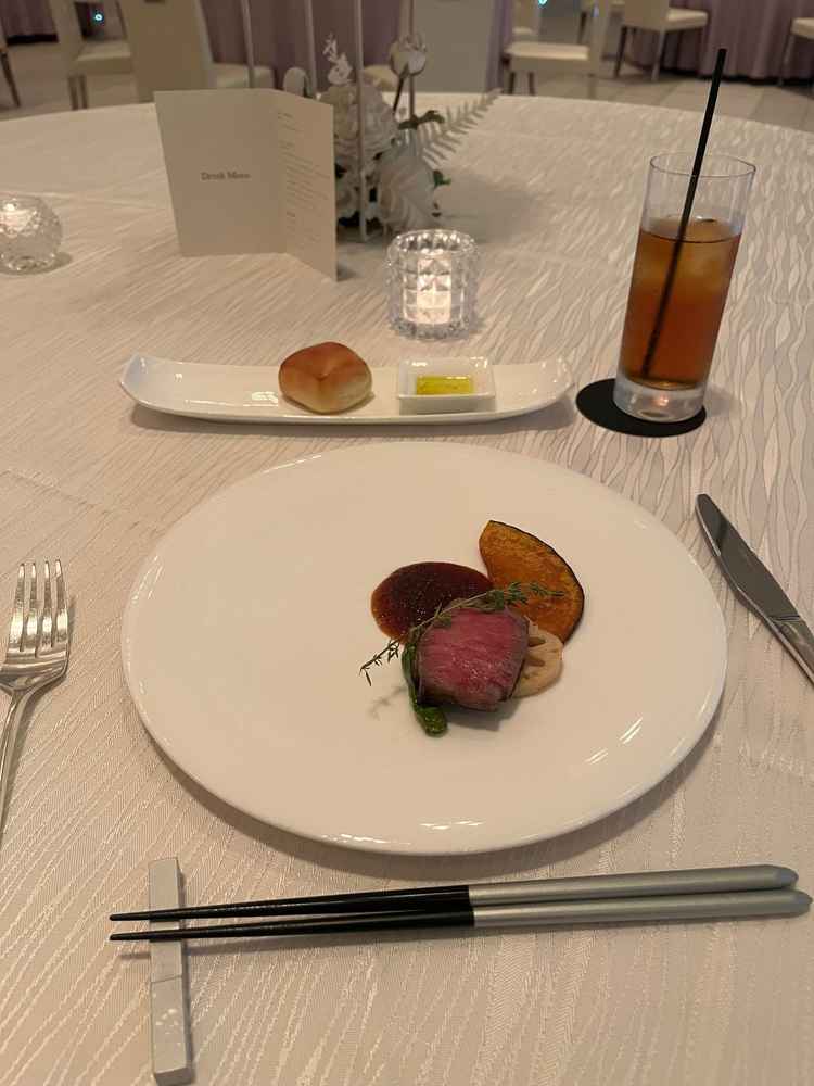 お肉料理柔らかくて美味しかったです。