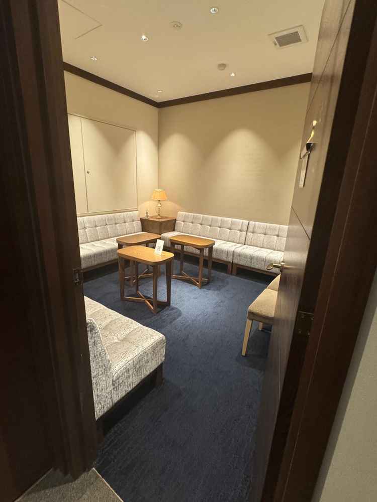 親族控え室も個室になっており、周りを気にせず気兼ねなく休めそう。