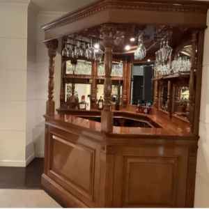 会場内にあったバーカウンター。