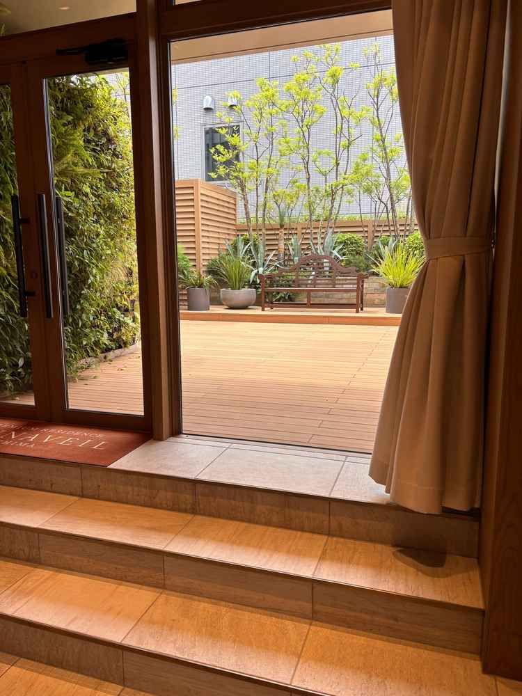親族の顔合わせや親族と写真を撮ったりする専用の場所。結構広く心地良い空間でした。