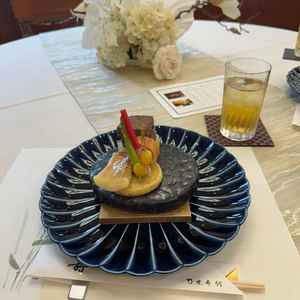 試食の石焼き料理