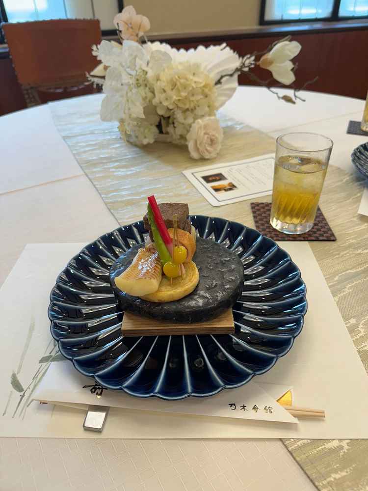 試食の石焼き料理