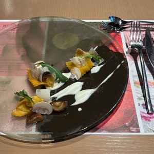 試食のパスタは5種類から選ばせていただきました。手打ちのパスタで非常に美味しかったです。