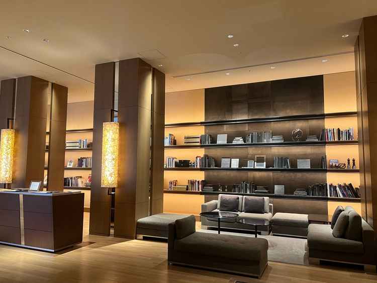 披露宴会場がホームパーティーというイメージでそれに合わせたロビー。雰囲気が素敵でした。