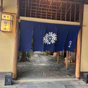 入り口ののれんも自分達の好みで変えれて自分たちらしさを入り口から楽しみいただけていいなと思いました。