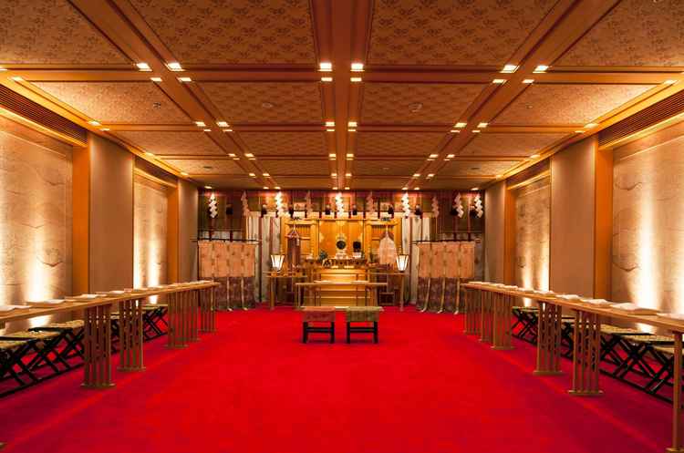 神前式・葵殿。神聖な雰囲気が伝わる空間となっていました。