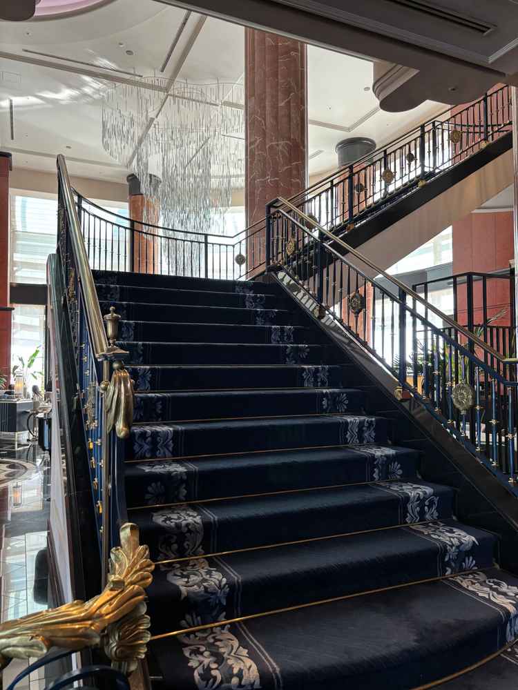 階段での写真もとても素敵でした。