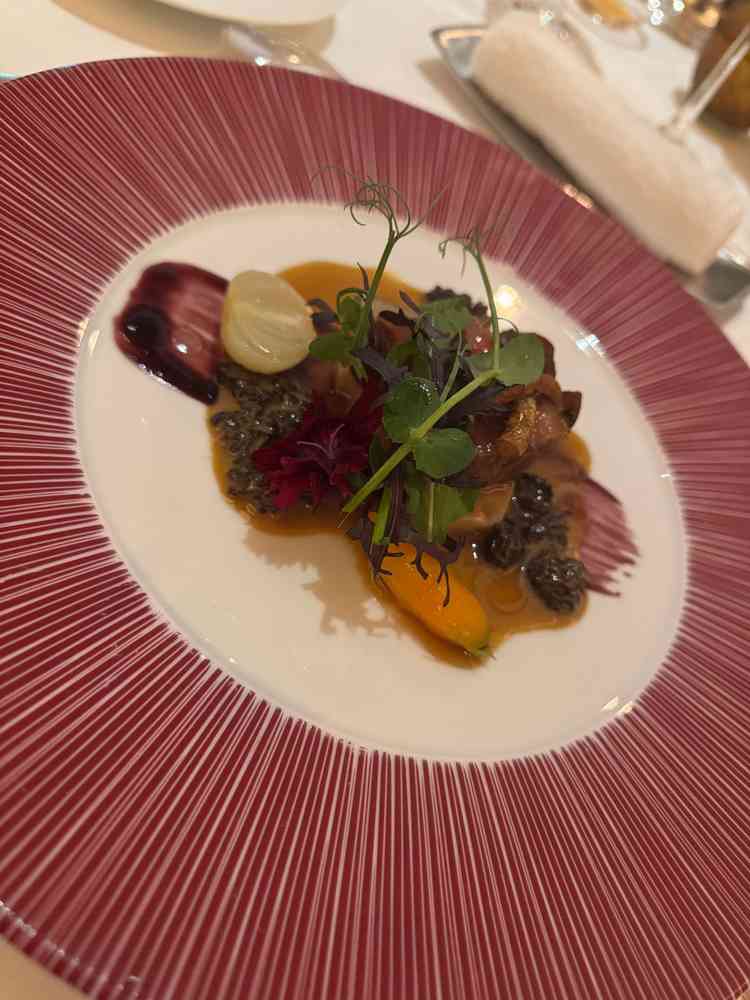 さすがレストラン。今まで食べた中で1番美味しいお肉でした。感動しました。