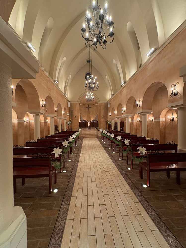 チャペルの中は花の香りがとても素敵でした。