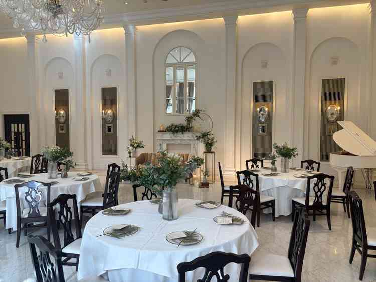 披露宴会場も広々としており、雰囲気も良かったです。またアレンジに融通が利く点も良いと感じました。