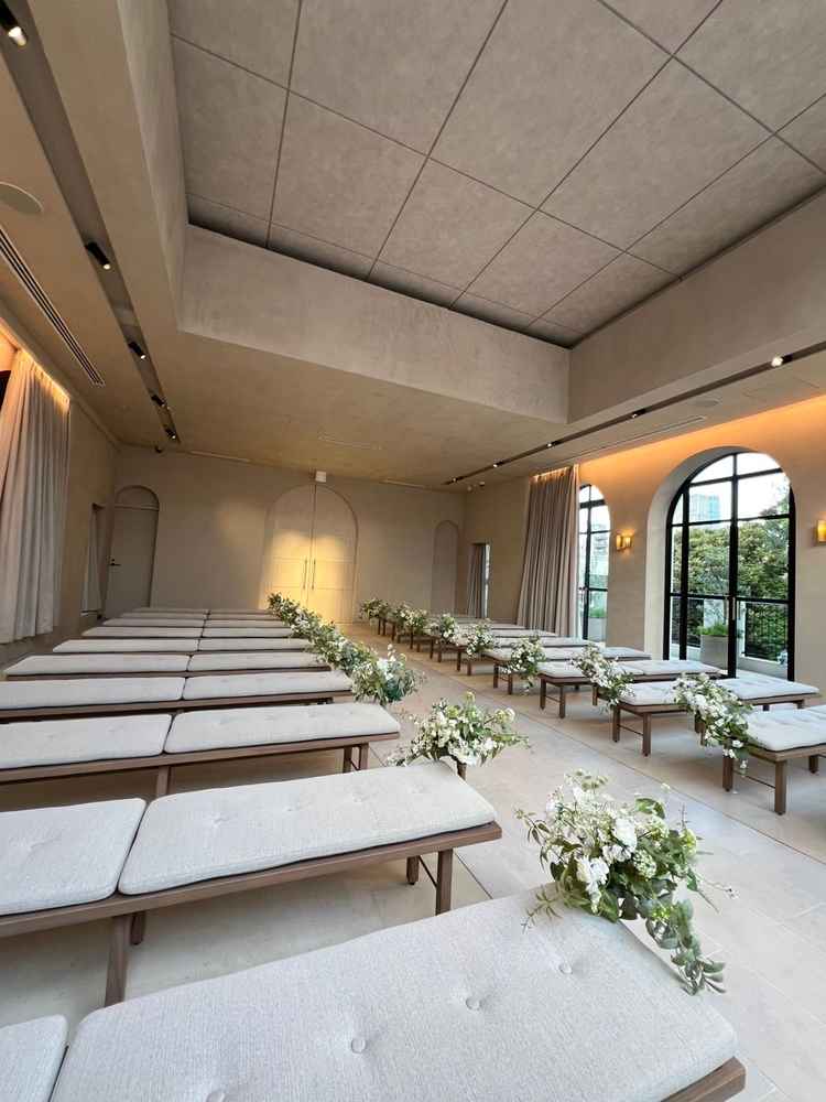 参列者が座る場所