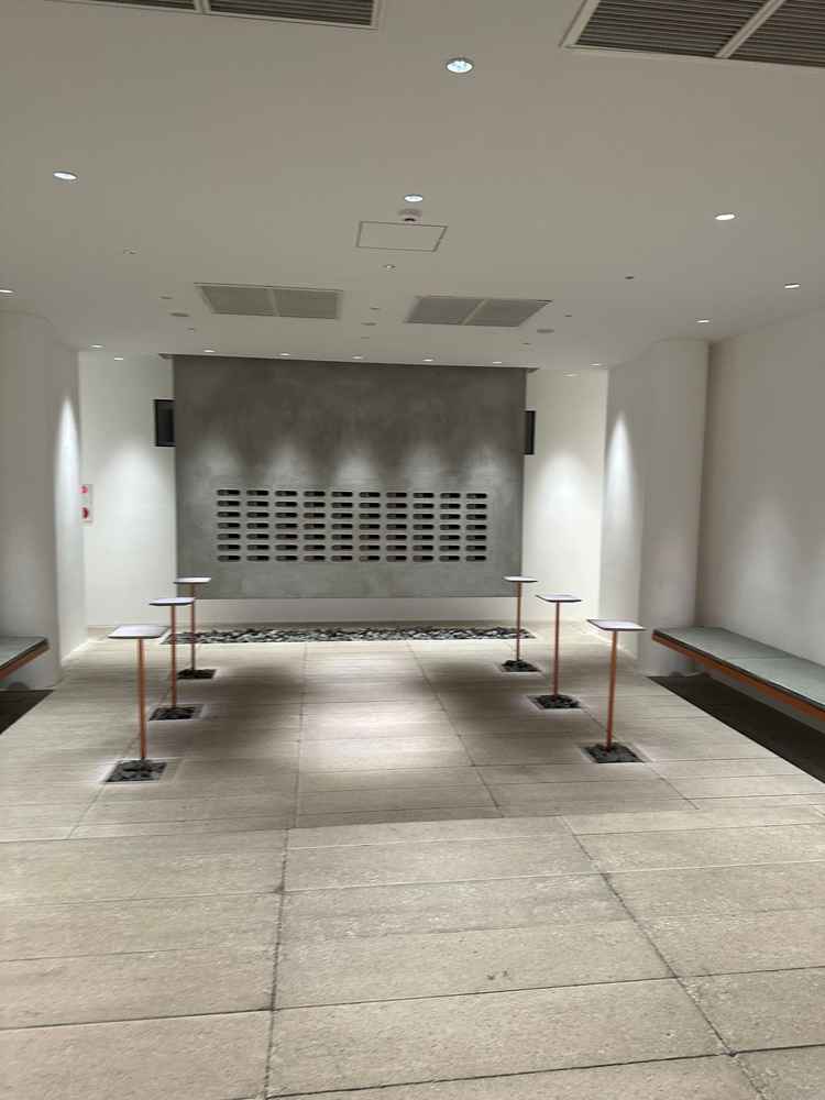 ゲストの待合室にもいろいろ設計されて素敵