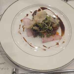 試食で出てきたカルパッチョ