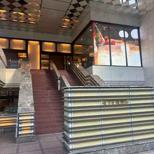 入り口から優雅で上品な印象を受けました。建物内に入る前のドキドキ感、入ってからの空間に圧倒されました
