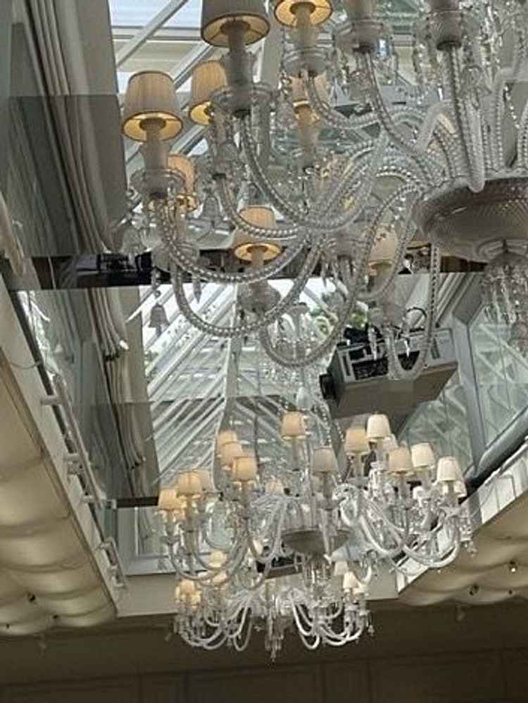 披露宴のシャンデリア