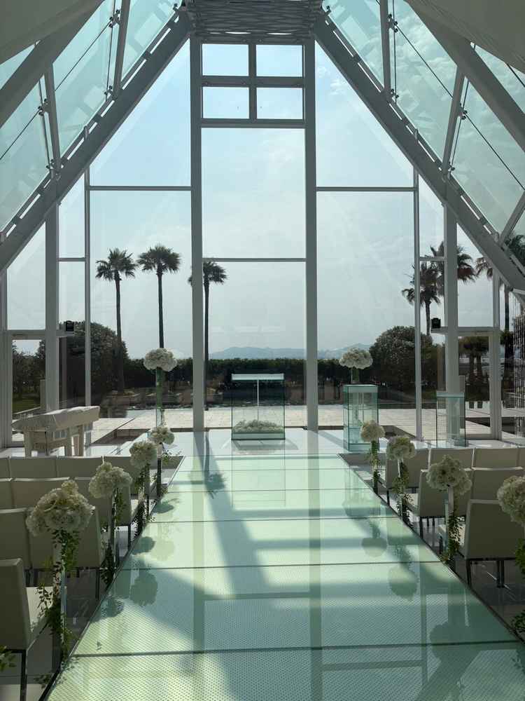 ガラス張りで日光も入ってきてよかった