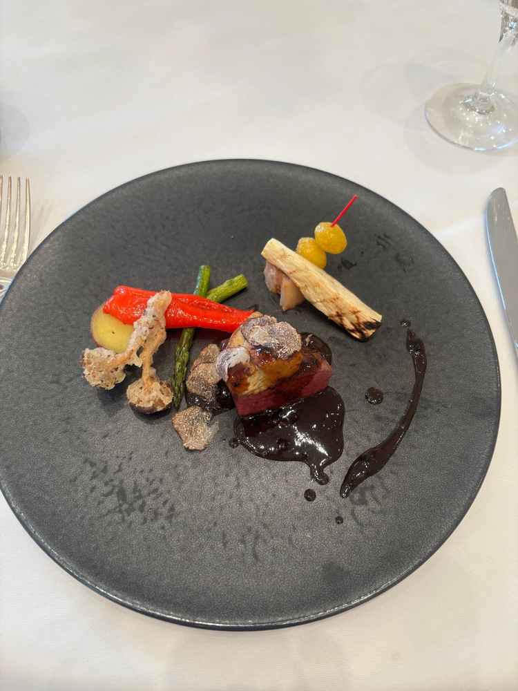 料理とても美味しくて驚きました！試食なのに豪華でした