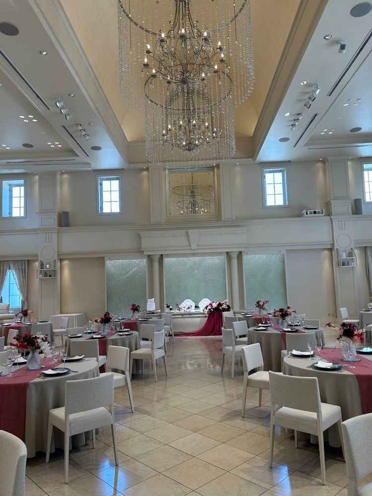 フランス館。広々としていて、大人数での披露宴に良さそうです。