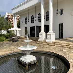 披露宴会場前の噴水