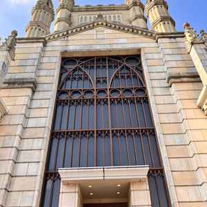 海外のお城のような非日常感があり、ゲストも結婚式に来た！とある意味良い緊張感を持てるかなと思いました