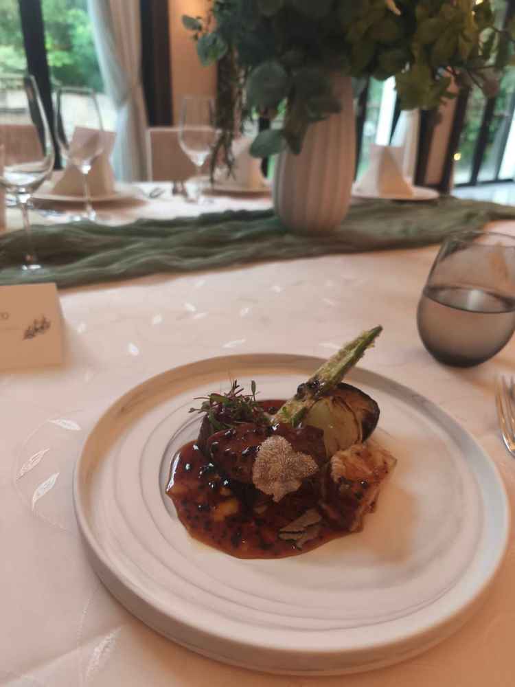 こだわりの肉料理